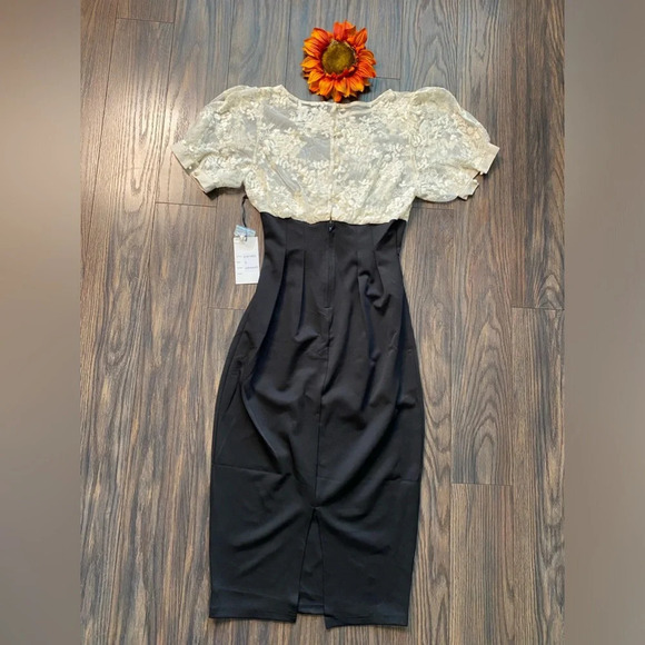 🦋B2G1🦋UNIQUE VINTAGE Ivory & Black Wiggle Dress With Lace Illusion NWT - Picture 5 of 13
